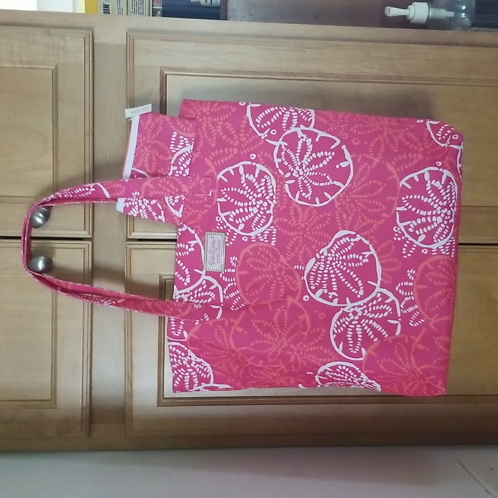 Lilly Pulitzer for Estee Lauder tote